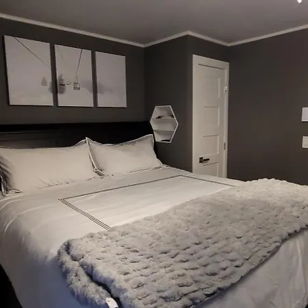 Ski Condo With Garage Parking And Pool